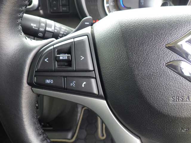 スズキ スペーシア ギア HYBRID XZターボ 千葉県 2022(令4)年 2.4万km クールカーキパールメタリック/ガンメタリック2トーン デュアルカメラブレーキサポート/ヘッドアップディスプレイ/両側パワースライドドア/純正SDナビ/地デジTV/【DVD/CD再生機能　Bluetooth接続】/360°ビュー・モニター/ドライブレコーダー（前後撮影）/革巻きステアリング/ステアリングスイッチ/パドルシフト/LEDヘッドライト/フォグライト/ウインカーミラー/純正14インチアルミホイル/サイド/カーテンエアバッグ/携帯リモコン