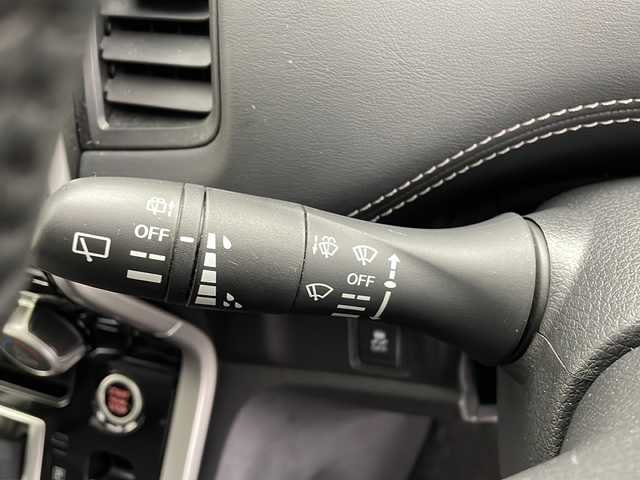 日産 セレナ ハイウェイスター Vセレクション 千葉県 2018(平30)年 8.1万km ダイヤモンドブラック セーフティパックB/・プロパイロット/・車線逸脱防止支援/・アラウンドビューモニター/・踏み間違い防止アシスト/・ふらつき警報/純正メモリーナビ/・Bluetooth接続/・CD/DVD再生/・ワンセグTV/純正フリップダウンモニター/バックカメラ 全方位カメラ/両側パワースライドドア/デジタルインナーミラー/スマートキー/LEDヘッドライト/ETC