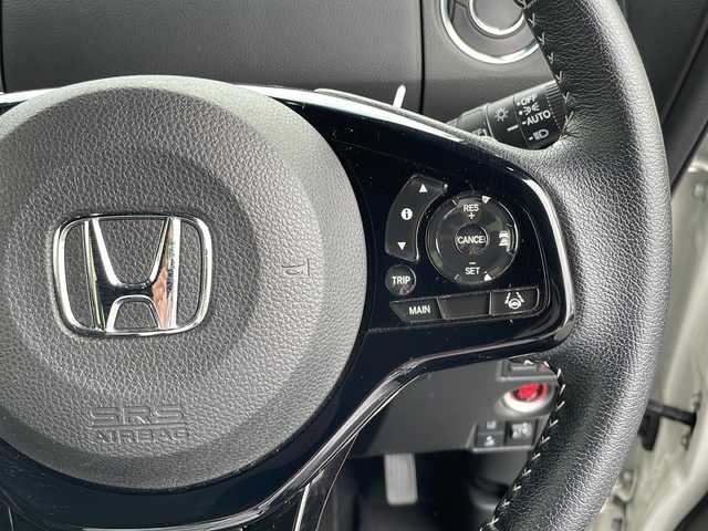 ホンダ Ｎ ＢＯＸ カスタム L ターボ 山口県 2022(令4)年 4.4万km プラチナホワイトパール 社外SDナビ【MDV-L402】/　Bluetooth、CD、DVD、ワンセグテレビ、AUX/バックカメラ/両側パワースライドドア/レーダークルーズコントロール/ETC/ドライブレコーダー【SN-ST5400】/ハーフレザーシート/シートヒーター【D＋N席】/純正15インチアルミホイール/社外フロアマット/USB充電口×２/ステアリングスイッチ/プッシュスタート/スマートキー/ホンダセンシング/パーキングアシスト/レーンキープアシスト/衝突被害軽減システム