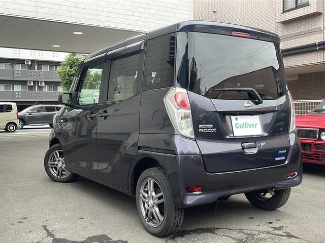 日産 デイズ ルークス X 道央・札幌 2015(平27)年 6.1万km プレミアムパープルP 4WD/純正ナビ(AM/FM/CD/TV/CD/SD)/純正フロアマット/純正ドアバイザー/ETC/アイドリングストップ/パワースライド左側/衝突被害軽減システム/横滑り防止/シートヒーターD席/バックカメラ/プッシュスタート/インテリジェントキー/サンシェード