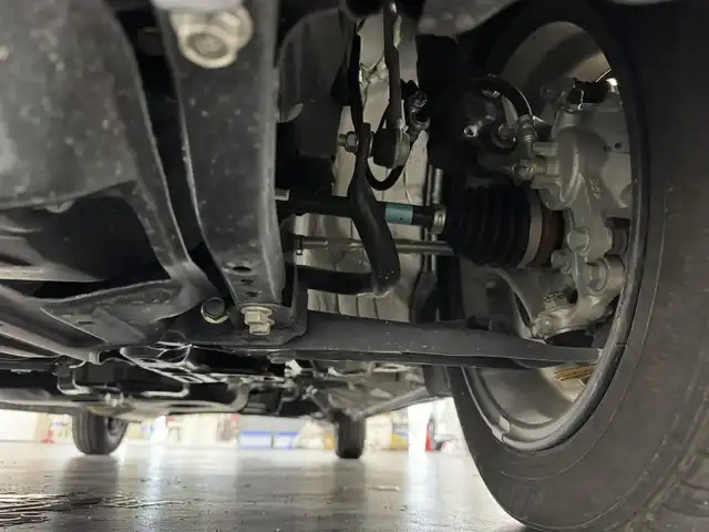 ホンダ Ｎ ＢＯＸ カスタム コーディネートスタイル 三重県 2024(令6)年 1万km グレー ガソリン/FF/インパネCVT/純正 8インチディスプレイオーディオ VX-240ZFE/（FM/AM/AppleCarPlay/AndroidAuto/Bluetooth/USB/iPod/HDMI）/バックカメラ/両側パワースライドドア/ドライブレコーダー 前後/Honda SENSING/・衝突軽減ブレーキ［CMBS］/・車線維持支援システム［LKAS］/・アダプティブクルーズコントロール［ACC］/・路外逸脱抑制機能/・踏み間違い衝突軽減システム/・パーキングセンサー警報（前後）/・先行車発進お知らせ機能/・標識認識機能/装備/・ハーフレザーシート/・シートヒーター（D/N）/・オートエアコン/・オートライト/・LEDヘッドライト/・プッシュスタート/・ステアリングスイッチ/・リヤドアロールサンシェード/・後席チップアップ機構＆ダイブダウン機能/・充電用USB-Cジャックx1/・入力対応USB-Aジャックx1/・純正14inAW/・保/取/・スマートキーx2/など/外装色…スレートグレーP［NH912P］