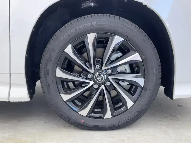 トヨタ ノア ハイブリッド S－Z 群馬県 2025(令7)年 0.1千km ホワイトパールクリスタルシャイン 登録済未使用車　純正１０．５型ナビ　ＣＤ／ＤＶＤデッキ　デジタルインナーミラー　ヘッドアップディスプレイ　ＥＴＣ　両側電動スライドドア　シートヒーター　アダプティブクルーズコントロール　ＬＥＤ　禁煙