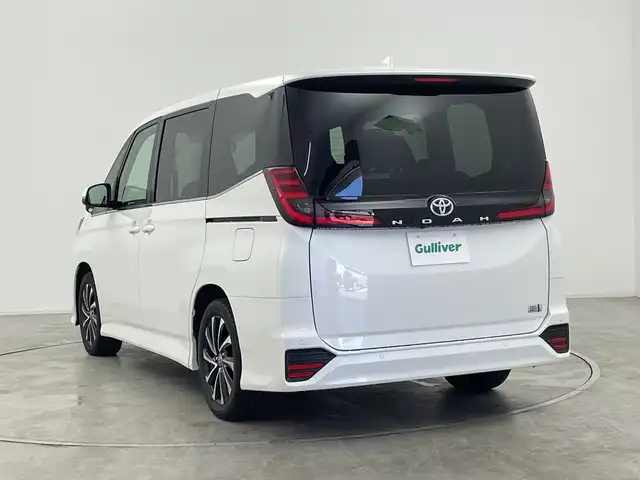 トヨタ ノア ハイブリッド S－Z 群馬県 2025(令7)年 0.1千km ホワイトパールクリスタルシャイン 登録済未使用車　純正１０．５型ナビ　ＣＤ／ＤＶＤデッキ　デジタルインナーミラー　ヘッドアップディスプレイ　ＥＴＣ　両側電動スライドドア　シートヒーター　アダプティブクルーズコントロール　ＬＥＤ　禁煙