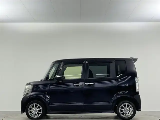 ホンダ Ｎ ＢＯＸ カスタム G SSパッケージ 埼玉県 2015(平27)年 9.1万km プレミアムゴールドパープルパール 純正サマータイヤ４本純正ナビ　バックカメラ　Ｂｌｕｅｔｏｏｔｈ　ＴＶ　ＣＤ／ＤＶＤ　両側パワースライドドア　ビルトインＥＴＣ　純正フロアマット　衝突被害軽減システム　スペアキー　スマートキー　オートライト　禁煙車