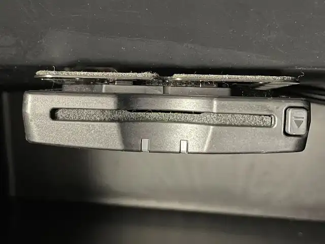ホンダ Ｎ ＢＯＸ カスタム G SSパッケージ 埼玉県 2015(平27)年 9.1万km プレミアムゴールドパープルパール 純正サマータイヤ４本純正ナビ　バックカメラ　Ｂｌｕｅｔｏｏｔｈ　ＴＶ　ＣＤ／ＤＶＤ　両側パワースライドドア　ビルトインＥＴＣ　純正フロアマット　衝突被害軽減システム　スペアキー　スマートキー　オートライト　禁煙車