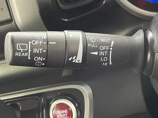 ホンダ Ｎ ＢＯＸ カスタム G SSパッケージ 埼玉県 2015(平27)年 9.1万km プレミアムゴールドパープルパール 純正サマータイヤ４本純正ナビ　バックカメラ　Ｂｌｕｅｔｏｏｔｈ　ＴＶ　ＣＤ／ＤＶＤ　両側パワースライドドア　ビルトインＥＴＣ　純正フロアマット　衝突被害軽減システム　スペアキー　スマートキー　オートライト　禁煙車