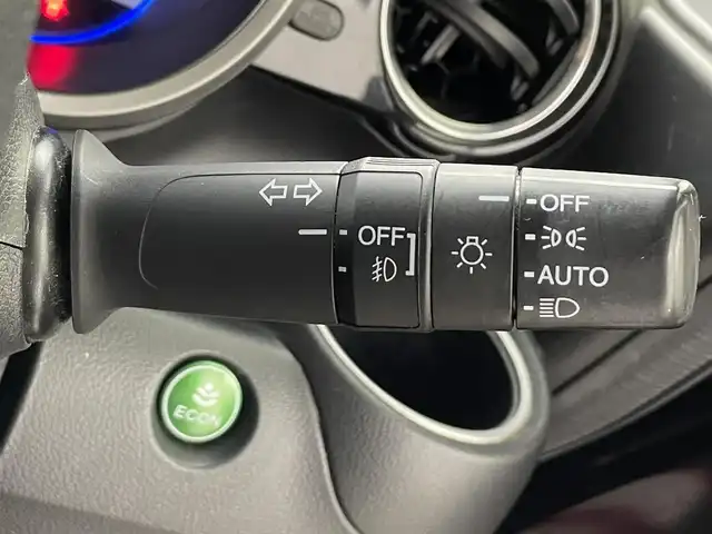ホンダ Ｎ ＢＯＸ カスタム G SSパッケージ 埼玉県 2015(平27)年 9.1万km プレミアムゴールドパープルパール 純正サマータイヤ４本純正ナビ　バックカメラ　Ｂｌｕｅｔｏｏｔｈ　ＴＶ　ＣＤ／ＤＶＤ　両側パワースライドドア　ビルトインＥＴＣ　純正フロアマット　衝突被害軽減システム　スペアキー　スマートキー　オートライト　禁煙車