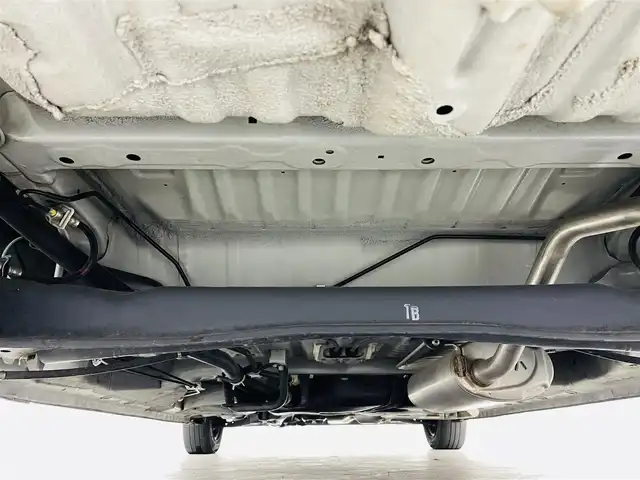 ホンダ Ｎ ＢＯＸ G L ホンダセンシング 福島県 2019(令1)年 3.6万km プラチナホワイトパール ホンダセンシング/・衝突軽減ブレーキ/・レーンキープアシスト/・レーダークルーズコントロール/・先行車発進お知らせ機能/・標識認識機能/純正ナビ/・型番：VXM-194VFi/・フルセグTV/BT/CD/DVD/USB/・バックカメラ/・ETC/・ドライブレコーダー/左側パワースライドドア/ステアリングリモコン/プッシュスタート/・スマートキー/LEDライト/・オートライト/電動格納ウィンカーミラー/純正フロアマット/ドアバイザー