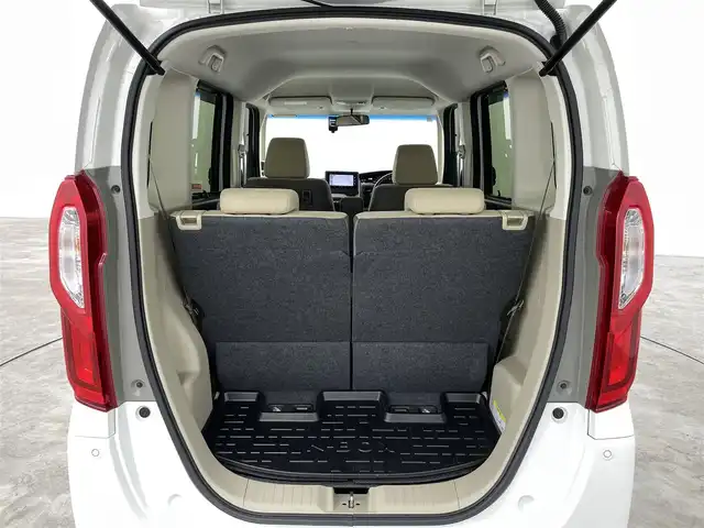 ホンダ Ｎ ＢＯＸ G L ホンダセンシング 福島県 2019(令1)年 3.6万km プラチナホワイトパール ホンダセンシング/・衝突軽減ブレーキ/・レーンキープアシスト/・レーダークルーズコントロール/・先行車発進お知らせ機能/・標識認識機能/純正ナビ/・型番：VXM-194VFi/・フルセグTV/BT/CD/DVD/USB/・バックカメラ/・ETC/・ドライブレコーダー/左側パワースライドドア/ステアリングリモコン/プッシュスタート/・スマートキー/LEDライト/・オートライト/電動格納ウィンカーミラー/純正フロアマット/ドアバイザー