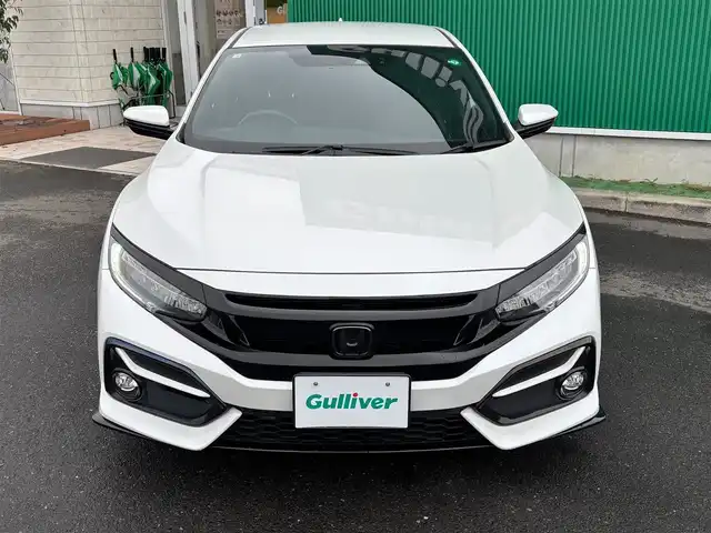 ホンダ シビック ハッチバック 宮城県 2020(令2)年 5.4万km プラチナホワイトパール ホンダセンシング/●衝突軽減ブレーキ〈CMBS〉/●歩行者事故低減ステアリング/●路外逸脱抑制機能/●渋滞追従機能付ACC〈アダプティブ・クルーズ・コントロール〉/●LKAS〈車線維持支援システム〉/●先行車発進お知らせ機能/●オートハイビーム/●標識認識機能/純正ナビ（VXM-204VFi）/・CD/DVD/・Bluetooth/・フルセグTV/バックカメラ/ビルトインETC2.0/ドライブレコーダー/ハーフレザーシート/シートヒーター/革巻きステアリング/ステアリングスイッチ/パドルシフト/電動パーキングブレーキ/ブレーキホールド/LEDヘッドランプ/フォグランプ/オートライト/スマートキー＆プッシュスタート/スペアキー1本/電動格納ミラー/純正18インチAW/純正フロアマット/W/サイド/カーテンエアバッグ