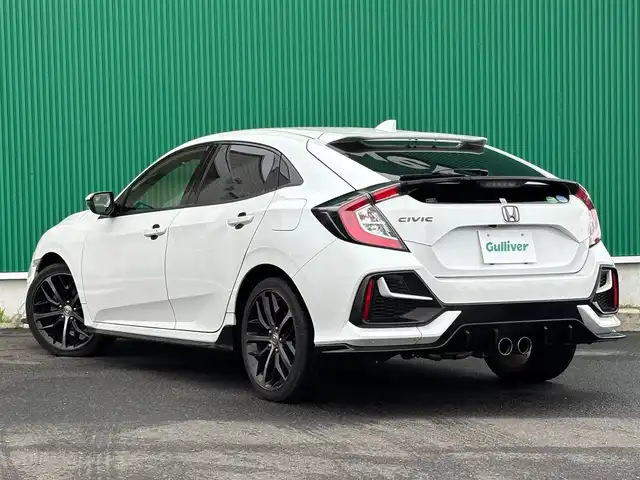 ホンダ シビック ハッチバック 宮城県 2020(令2)年 5.4万km プラチナホワイトパール ホンダセンシング/●衝突軽減ブレーキ〈CMBS〉/●歩行者事故低減ステアリング/●路外逸脱抑制機能/●渋滞追従機能付ACC〈アダプティブ・クルーズ・コントロール〉/●LKAS〈車線維持支援システム〉/●先行車発進お知らせ機能/●オートハイビーム/●標識認識機能/純正ナビ（VXM-204VFi）/・CD/DVD/・Bluetooth/・フルセグTV/バックカメラ/ビルトインETC2.0/ドライブレコーダー/ハーフレザーシート/シートヒーター/革巻きステアリング/ステアリングスイッチ/パドルシフト/電動パーキングブレーキ/ブレーキホールド/LEDヘッドランプ/フォグランプ/オートライト/スマートキー＆プッシュスタート/スペアキー1本/電動格納ミラー/純正18インチAW/純正フロアマット/W/サイド/カーテンエアバッグ