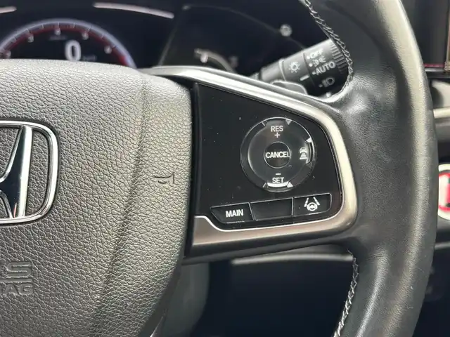 ホンダ シビック ハッチバック 宮城県 2020(令2)年 5.4万km プラチナホワイトパール ホンダセンシング/●衝突軽減ブレーキ〈CMBS〉/●歩行者事故低減ステアリング/●路外逸脱抑制機能/●渋滞追従機能付ACC〈アダプティブ・クルーズ・コントロール〉/●LKAS〈車線維持支援システム〉/●先行車発進お知らせ機能/●オートハイビーム/●標識認識機能/純正ナビ（VXM-204VFi）/・CD/DVD/・Bluetooth/・フルセグTV/バックカメラ/ビルトインETC2.0/ドライブレコーダー/ハーフレザーシート/シートヒーター/革巻きステアリング/ステアリングスイッチ/パドルシフト/電動パーキングブレーキ/ブレーキホールド/LEDヘッドランプ/フォグランプ/オートライト/スマートキー＆プッシュスタート/スペアキー1本/電動格納ミラー/純正18インチAW/純正フロアマット/W/サイド/カーテンエアバッグ