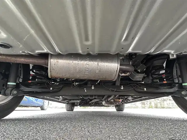 日産 セレナ e－パワー ハイウェイスター V 佐賀県 2020(令2)年 5.5万km ダークメタルグレー 7人乗り/プロパイロット/エマージェンシーブレーキ/インテリジェントクルーズコントロール/車線逸脱警報/車線逸脱防止支援/側方支援/後側方支援/前後ソナー/パーキングアシスト/純正10型SDナビ/・アラウンドビューカメラ/・フルセグTV/BT/CD/DVD/後席モニター/両側パワースライドドア/純正15インチAW/純正前方ドラレコ(DJ4－D)/社外後付け後方ドラレコ/レーダー探知機(CSD-610FHR)/LEDヘッドライト/オートライト/ETC/電動パーキングスイッチ/スペアキー×１/取扱説明書/保証書