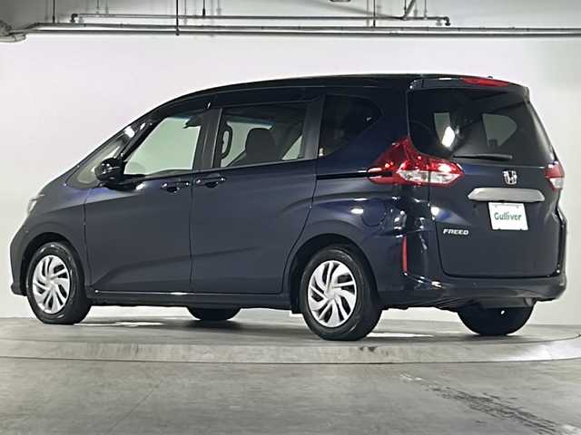 ホンダ フリード G ホンダセンシング 広島県 2020(令2)年 5.3万km ミッドナイトブルービームM 禁煙車/ホンダセンシング/・衝突軽減ブレーキ〈CMBS〉/・誤発進抑制機能/・ACC〈アダプティブ・クルーズ・コントロール〉/・LKAS〈車線維持支援システム〉/・歩行者事故低減ステアリング/・路外逸脱抑制機能/・先行車発進お知らせ機能/・標識認識機能/LEDヘッドライト＋LEDアクティブコーナリングライト/リアコーナーセンサー/両側パワースライドドア/純正ナビ（VXM-205Ci）/・フルセグ/CD/DVD/Bluetooth/SD/バックカメラ/オートリトラミラー/純正前後ドライブレコーダー/ドアバイザー/ETC/スマートキー/プッシュスタート/スペアキー