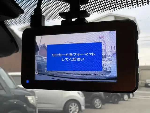 ホンダ ヴェゼル X ホンダセンシング 三重県 2018(平30)年 7.8万km クリスタルブラックパール ホンダセンシング/・衝突軽減ブレーキ(CMBS)/・誤発進抑制機能/・歩行者事故低減ステアリング/・路外逸脱抑制機能/・先行車発進お知らせ機能/・標識認識機能/・アダプティブクルーズコントロール/・LKAS(車線維持支援システム)/オートブレーキホールド/アイドリングストップ/スマートキー×2/プッシュスタート/純正インターナビ/・SD・USB・CD/・フルセグ・DVD再生/・Bluetoothオーディオ/・バックカメラ/ドライブレコーダー/ルーフレール/純正16インチAW/LEDヘッドライト/フォグライト/オートライト/ウィンカーミラー/オートリトラクタブルミラー/革巻ステアリング/ステアリングスイッチ/ビルトインETC/プライバシーガラス/フロアマット/ドアバイザー/サイド/カーテンエアバック