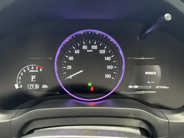 ホンダ ヴェゼル X ホンダセンシング 三重県 2018(平30)年 7.8万km クリスタルブラックパール ホンダセンシング/・衝突軽減ブレーキ(CMBS)/・誤発進抑制機能/・歩行者事故低減ステアリング/・路外逸脱抑制機能/・先行車発進お知らせ機能/・標識認識機能/・アダプティブクルーズコントロール/・LKAS(車線維持支援システム)/オートブレーキホールド/アイドリングストップ/スマートキー×2/プッシュスタート/純正インターナビ/・SD・USB・CD/・フルセグ・DVD再生/・Bluetoothオーディオ/・バックカメラ/ドライブレコーダー/ルーフレール/純正16インチAW/LEDヘッドライト/フォグライト/オートライト/ウィンカーミラー/オートリトラクタブルミラー/革巻ステアリング/ステアリングスイッチ/ビルトインETC/プライバシーガラス/フロアマット/ドアバイザー/サイド/カーテンエアバック