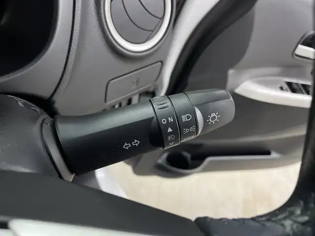 日産 デイズ ハイウェイスター Vセレ +Safty 鹿児島県 2015(平27)年 7.5万km ホワイトパール 純正SDナビ/（AM/FM/CD/DVD/Bluetooth）/フルセグテレビ/アラウンドビューモニター/HIDライト/オートエアコン/純正AW14インチ/スマートキー /電格ミラー/純正ドアバイザー/アイドリングストップ/シートリフター