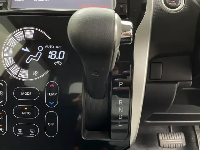 日産 デイズ ハイウェイスター Vセレ +Safty 鹿児島県 2015(平27)年 7.5万km ホワイトパール 純正SDナビ/（AM/FM/CD/DVD/Bluetooth）/フルセグテレビ/アラウンドビューモニター/HIDライト/オートエアコン/純正AW14インチ/スマートキー /電格ミラー/純正ドアバイザー/アイドリングストップ/シートリフター