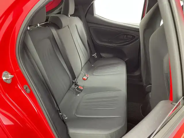 トヨタ ヤリス ハイブリッド G 三重県 2020(令2)年 5.7万km コーラルクリスタルシャイン /禁煙車　//純正９型ディスプレイオーディオ　//パノラミックビューモニター　//フルセグＴＶ　//レーダークルーズコントロール　//ＥＴＣ　//前後ドライブレコーダー　//オートハイビーム　//純正１５インチアルミ//ステアリングリモコン//スマートキー//電動格納ミラー