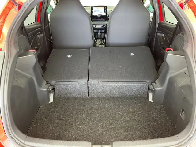 トヨタ ヤリス ハイブリッド G 三重県 2020(令2)年 5.7万km コーラルクリスタルシャイン /禁煙車　//純正９型ディスプレイオーディオ　//パノラミックビューモニター　//フルセグＴＶ　//レーダークルーズコントロール　//ＥＴＣ　//前後ドライブレコーダー　//オートハイビーム　//純正１５インチアルミ//ステアリングリモコン//スマートキー//電動格納ミラー