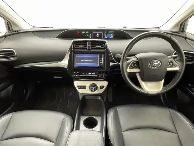 トヨタ プリウス S ツーリングセレクション 熊本県 2018(平30)年 9.1万km ホワイトパールクリスタルシャイン モデリスタエアロ　/社外ナビCN-RE07WD（ＣＤ・ＤＶＤ・フルセグ・ＢＴ・ＳＤ・ｉｐｏｄ）/バックカメラ　/ＥＴＣ　/前席シートヒーター　/横滑り防止　/ドアバイザー/純正フロアマット　/純正１７インチＡＷ　/オートライト　/ＬＥＤヘッドライト/フォグランプ/スマートキー/プッシュスタート