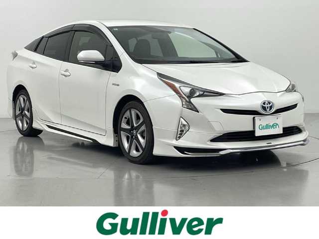 トヨタ プリウス S ツーリングセレクション 熊本県 2018(平30)年 9.1万km ホワイトパールクリスタルシャイン モデリスタエアロ　/社外ナビCN-RE07WD（ＣＤ・ＤＶＤ・フルセグ・ＢＴ・ＳＤ・ｉｐｏｄ）/バックカメラ　/ＥＴＣ　/前席シートヒーター　/横滑り防止　/ドアバイザー/純正フロアマット　/純正１７インチＡＷ　/オートライト　/ＬＥＤヘッドライト/フォグランプ/スマートキー/プッシュスタート