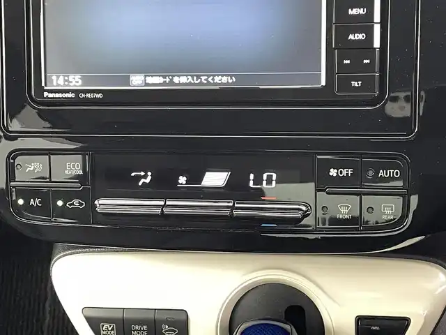 トヨタ プリウス S ツーリングセレクション 熊本県 2018(平30)年 9.1万km ホワイトパールクリスタルシャイン モデリスタエアロ　/社外ナビCN-RE07WD（ＣＤ・ＤＶＤ・フルセグ・ＢＴ・ＳＤ・ｉｐｏｄ）/バックカメラ　/ＥＴＣ　/前席シートヒーター　/横滑り防止　/ドアバイザー/純正フロアマット　/純正１７インチＡＷ　/オートライト　/ＬＥＤヘッドライト/フォグランプ/スマートキー/プッシュスタート