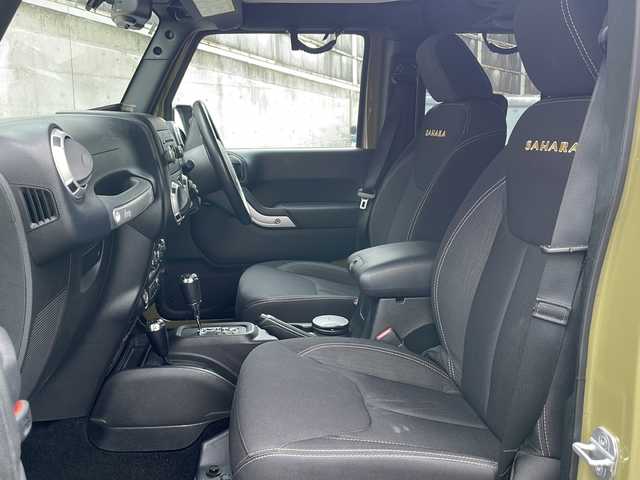 クライスラー・ジープ ジープ ラングラー アンリミテッド サハラ 愛知県 2012(平24)年 7.6万km 緑 ワンオーナー/キーレス/純正CDオーディオ/サイドカメラ/クルーズコントロール/ダウンヒルアシスト/サイドステップ/JEPPESEN（ジェップセン）MJCR#216　17インチホール/ステアリングスイッチ/ハロゲンヘッドライト/フォグランプ/ETC/オートライト/純正ラバーマット/点検整備記録簿（ディーラーH27・29）/（その他R1・R3・R5)