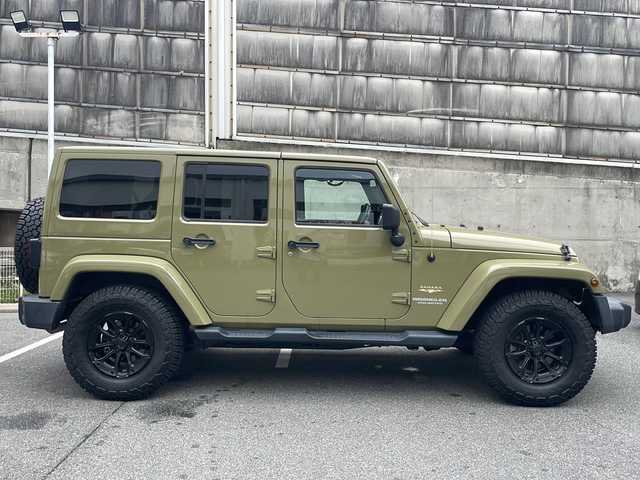 クライスラー・ジープ ジープ ラングラー アンリミテッド サハラ 愛知県 2012(平24)年 7.6万km 緑 ワンオーナー/キーレス/純正CDオーディオ/サイドカメラ/クルーズコントロール/ダウンヒルアシスト/サイドステップ/JEPPESEN（ジェップセン）MJCR#216　17インチホール/ステアリングスイッチ/ハロゲンヘッドライト/フォグランプ/ETC/オートライト/純正ラバーマット/点検整備記録簿（ディーラーH27・29）/（その他R1・R3・R5)