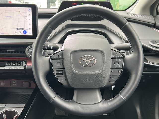 トヨタ プリウス Z 岐阜県 2023(令5)年 4.5万km アティチュードブラックマイカ 登録時走行距離：44867km/ワンオーナー/純正ナビ/フルセグテレビ・Bluetooth/パノラミックビューモニター/モデリスタエアロ/デジタルインナーミラー/ブラインドスポットモニター/パワーバックドア/レザーシート/コンビネーションシート/ETC2.0/アドバンスパーク/レーンキープアシスト/レーダークルーズコントロール/前後コーナーセンサー/LEDヘッドライト/オートライト/オートマチックハイビーム/ＡＣ１００Ｖ/純正フロアマット/純正19インチアルミホイール/保証書