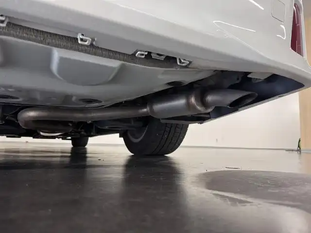 トヨタ アルファード S タイプゴールド 三重県 2020(令2)年 4.5万km ホワイトパールクリスタルシャイン ガソリン/FF/MTモード付インパネCVT/純正 9インチディスプレイオーディオ（ナビ搭載）/（AM/FM/CD・DVD*/USB/iPod/Bluetooth/TV*/Miracast/AppleCarPlay/AndroidAuto）*…OP/12.1インチ 後席モニター V12T-R68C/バックガイドモニター/両側パワースライドドア/ダウンサス/ドライブレコーダー 前後/ETC2.0/Toyota Safety Sense/●プリクラッシュセーフティ/●レーントレーシングアシスト/●レーダークルコン/●ロードサインアシスト/●アダプティブハイビームシステム/・ブラインドスポットモニター＋リヤクロストラフィックアラート*/・先行車発進告知機能/・クリアランスソナー/・パーキングサポートブレーキ（前後静止物・後方接近車両）/・など/装備/・デジタルインナーミラー*/3眼LEDヘッドランプ/・ハーフレザーシート/・左右＆後席独立オートエアコン/・パワーバックドア/・オットマンシート（2nd）/・AC100Vコンセント（100W）/・ステアリングスイッチ/・電子パーキングブレーキ＆ブレーキホールド/・オートライト/・純正18inAW/・保/取/ナビ取/・スマートキーx2/など