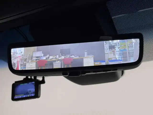 トヨタ アルファード S タイプゴールド 三重県 2020(令2)年 4.5万km ホワイトパールクリスタルシャイン ガソリン/FF/MTモード付インパネCVT/純正 9インチディスプレイオーディオ（ナビ搭載）/（AM/FM/CD・DVD*/USB/iPod/Bluetooth/TV*/Miracast/AppleCarPlay/AndroidAuto）*…OP/12.1インチ 後席モニター V12T-R68C/バックガイドモニター/両側パワースライドドア/ダウンサス/ドライブレコーダー 前後/ETC2.0/Toyota Safety Sense/●プリクラッシュセーフティ/●レーントレーシングアシスト/●レーダークルコン/●ロードサインアシスト/●アダプティブハイビームシステム/・ブラインドスポットモニター＋リヤクロストラフィックアラート*/・先行車発進告知機能/・クリアランスソナー/・パーキングサポートブレーキ（前後静止物・後方接近車両）/・など/装備/・デジタルインナーミラー*/3眼LEDヘッドランプ/・ハーフレザーシート/・左右＆後席独立オートエアコン/・パワーバックドア/・オットマンシート（2nd）/・AC100Vコンセント（100W）/・ステアリングスイッチ/・電子パーキングブレーキ＆ブレーキホールド/・オートライト/・純正18inAW/・保/取/ナビ取/・スマートキーx2/など