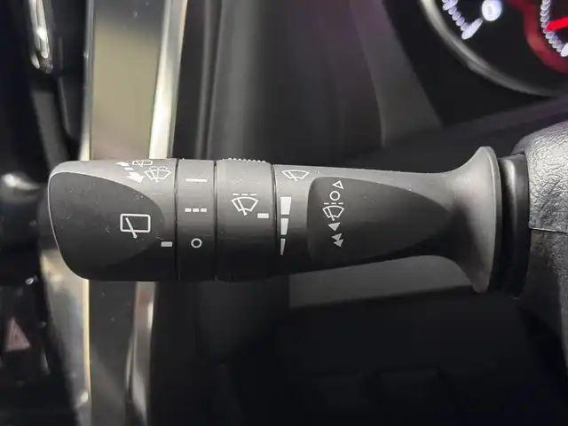 トヨタ アルファード S タイプゴールド 三重県 2020(令2)年 4.5万km ホワイトパールクリスタルシャイン ガソリン/FF/MTモード付インパネCVT/純正 9インチディスプレイオーディオ（ナビ搭載）/（AM/FM/CD・DVD*/USB/iPod/Bluetooth/TV*/Miracast/AppleCarPlay/AndroidAuto）*…OP/12.1インチ 後席モニター V12T-R68C/バックガイドモニター/両側パワースライドドア/ダウンサス/ドライブレコーダー 前後/ETC2.0/Toyota Safety Sense/●プリクラッシュセーフティ/●レーントレーシングアシスト/●レーダークルコン/●ロードサインアシスト/●アダプティブハイビームシステム/・ブラインドスポットモニター＋リヤクロストラフィックアラート*/・先行車発進告知機能/・クリアランスソナー/・パーキングサポートブレーキ（前後静止物・後方接近車両）/・など/装備/・デジタルインナーミラー*/3眼LEDヘッドランプ/・ハーフレザーシート/・左右＆後席独立オートエアコン/・パワーバックドア/・オットマンシート（2nd）/・AC100Vコンセント（100W）/・ステアリングスイッチ/・電子パーキングブレーキ＆ブレーキホールド/・オートライト/・純正18inAW/・保/取/ナビ取/・スマートキーx2/など