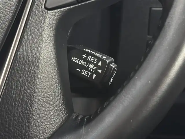 トヨタ アルファード S タイプゴールド 三重県 2020(令2)年 4.5万km ホワイトパールクリスタルシャイン ガソリン/FF/MTモード付インパネCVT/純正 9インチディスプレイオーディオ（ナビ搭載）/（AM/FM/CD・DVD*/USB/iPod/Bluetooth/TV*/Miracast/AppleCarPlay/AndroidAuto）*…OP/12.1インチ 後席モニター V12T-R68C/バックガイドモニター/両側パワースライドドア/ダウンサス/ドライブレコーダー 前後/ETC2.0/Toyota Safety Sense/●プリクラッシュセーフティ/●レーントレーシングアシスト/●レーダークルコン/●ロードサインアシスト/●アダプティブハイビームシステム/・ブラインドスポットモニター＋リヤクロストラフィックアラート*/・先行車発進告知機能/・クリアランスソナー/・パーキングサポートブレーキ（前後静止物・後方接近車両）/・など/装備/・デジタルインナーミラー*/3眼LEDヘッドランプ/・ハーフレザーシート/・左右＆後席独立オートエアコン/・パワーバックドア/・オットマンシート（2nd）/・AC100Vコンセント（100W）/・ステアリングスイッチ/・電子パーキングブレーキ＆ブレーキホールド/・オートライト/・純正18inAW/・保/取/ナビ取/・スマートキーx2/など