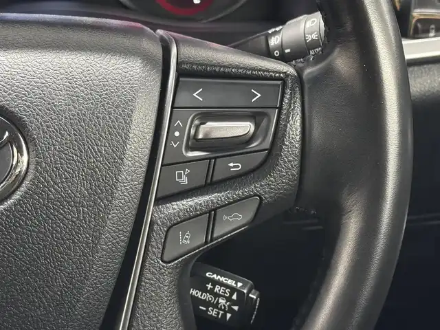 トヨタ アルファード S タイプゴールド 三重県 2020(令2)年 4.5万km ホワイトパールクリスタルシャイン ガソリン/FF/MTモード付インパネCVT/純正 9インチディスプレイオーディオ（ナビ搭載）/（AM/FM/CD・DVD*/USB/iPod/Bluetooth/TV*/Miracast/AppleCarPlay/AndroidAuto）*…OP/12.1インチ 後席モニター V12T-R68C/バックガイドモニター/両側パワースライドドア/ダウンサス/ドライブレコーダー 前後/ETC2.0/Toyota Safety Sense/●プリクラッシュセーフティ/●レーントレーシングアシスト/●レーダークルコン/●ロードサインアシスト/●アダプティブハイビームシステム/・ブラインドスポットモニター＋リヤクロストラフィックアラート*/・先行車発進告知機能/・クリアランスソナー/・パーキングサポートブレーキ（前後静止物・後方接近車両）/・など/装備/・デジタルインナーミラー*/3眼LEDヘッドランプ/・ハーフレザーシート/・左右＆後席独立オートエアコン/・パワーバックドア/・オットマンシート（2nd）/・AC100Vコンセント（100W）/・ステアリングスイッチ/・電子パーキングブレーキ＆ブレーキホールド/・オートライト/・純正18inAW/・保/取/ナビ取/・スマートキーx2/など