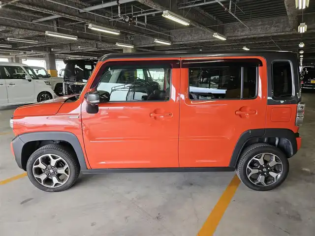 スズキ ハスラー HYBRID X 福岡県 2021(令3)年 9.4万km バーミリオンオレンジ/ガンメタリック2トーン 純正MOP9型ナビ/フルセグTV/全方位モニター/ビルトインETC/ドライブレコーダー/セーフティサポート/・衝突被害軽減ブレーキ/・車線逸脱警報/・前後誤発進抑制/・先行車発進お知らせ機能/・ハイビームアシスト/LEDヘッドランプ/革巻きステアリング/ステアリングカバー付/前席シートヒーター/純正15インチアルミホイール/スマートキー/プッシュエンジンスタート/禁煙車