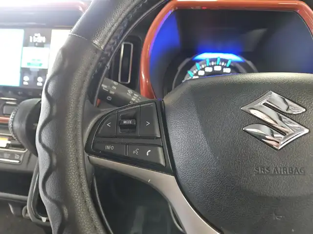 スズキ ハスラー HYBRID X 福岡県 2021(令3)年 9.4万km バーミリオンオレンジ/ガンメタリック2トーン 純正MOP9型ナビ/フルセグTV/全方位モニター/ビルトインETC/ドライブレコーダー/セーフティサポート/・衝突被害軽減ブレーキ/・車線逸脱警報/・前後誤発進抑制/・先行車発進お知らせ機能/・ハイビームアシスト/LEDヘッドランプ/革巻きステアリング/ステアリングカバー付/前席シートヒーター/純正15インチアルミホイール/スマートキー/プッシュエンジンスタート/禁煙車