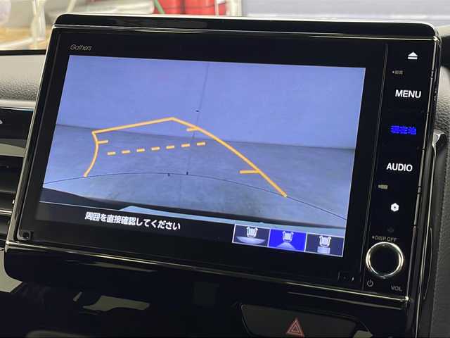 ホンダ Ｎ ＢＯＸ カスタム L 千葉県 2021(令3)年 2.5万km クリスタルブラックパール 純正８インチナビ/　CD/DVD/Bluetooth/フルセグTV/Apple car play/ホンダセンシング/レーダークルーズコントロール/レーンキープアシスト/衝突軽減ブレーキ/クリアランスソナー/先行車発進警報/標識認識機能/オートハイビーム/両側パワスラ/前席シートヒーター/ETC/ロールサンシェード/シートバックテーブル/チップアップシート/LEDライト/フォグランプ/フロアマット/ドアバイザー