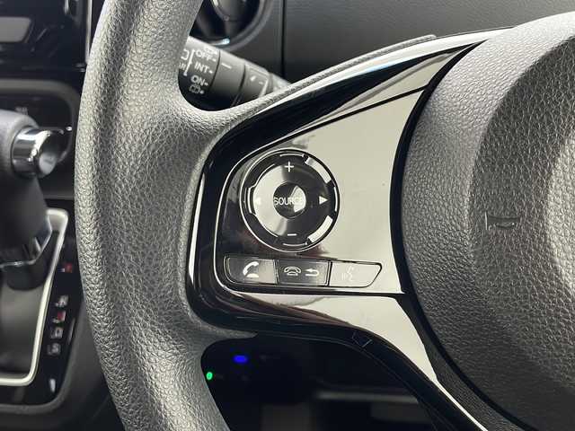 ホンダ Ｎ ＢＯＸ カスタム L 千葉県 2021(令3)年 2.5万km クリスタルブラックパール 純正８インチナビ/　CD/DVD/Bluetooth/フルセグTV/Apple car play/ホンダセンシング/レーダークルーズコントロール/レーンキープアシスト/衝突軽減ブレーキ/クリアランスソナー/先行車発進警報/標識認識機能/オートハイビーム/両側パワスラ/前席シートヒーター/ETC/ロールサンシェード/シートバックテーブル/チップアップシート/LEDライト/フォグランプ/フロアマット/ドアバイザー