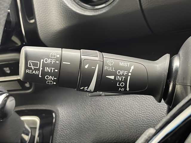 ホンダ Ｎ ＢＯＸ カスタム L 千葉県 2021(令3)年 2.5万km クリスタルブラックパール 純正８インチナビ/　CD/DVD/Bluetooth/フルセグTV/Apple car play/ホンダセンシング/レーダークルーズコントロール/レーンキープアシスト/衝突軽減ブレーキ/クリアランスソナー/先行車発進警報/標識認識機能/オートハイビーム/両側パワスラ/前席シートヒーター/ETC/ロールサンシェード/シートバックテーブル/チップアップシート/LEDライト/フォグランプ/フロアマット/ドアバイザー