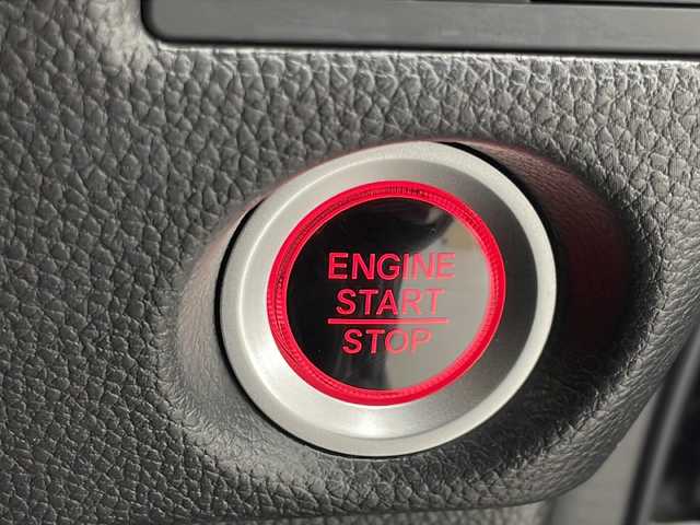 ホンダ Ｎ ＢＯＸ カスタム L 千葉県 2021(令3)年 2.5万km クリスタルブラックパール 純正８インチナビ/　CD/DVD/Bluetooth/フルセグTV/Apple car play/ホンダセンシング/レーダークルーズコントロール/レーンキープアシスト/衝突軽減ブレーキ/クリアランスソナー/先行車発進警報/標識認識機能/オートハイビーム/両側パワスラ/前席シートヒーター/ETC/ロールサンシェード/シートバックテーブル/チップアップシート/LEDライト/フォグランプ/フロアマット/ドアバイザー