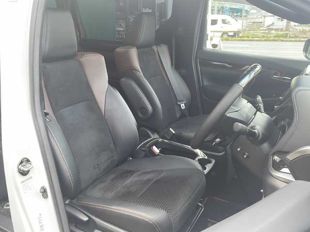 トヨタ アルファード S Aパッケージ タイプブラック 京都府 2017(平29)年 3.9万km ラグジュアリーホワイトパールクリスタルシャインガラスフレーク サンルーフ　モデリスタエアロ　純正メーカーナビ　パノラミックビューモニター　プリクラッシュセーフティ　レーダークルーズ　社外２０インチアルミ　モデリスタマフラー　電動リアゲート　ＬＥＤヘッドライト　社外前後ドラレコ　TRDボンネットスポイラー　ピラーガーニッシュ　シルクブレイズコーナーダクト　リアウイング　ビルトインETC　寒冷地仕様