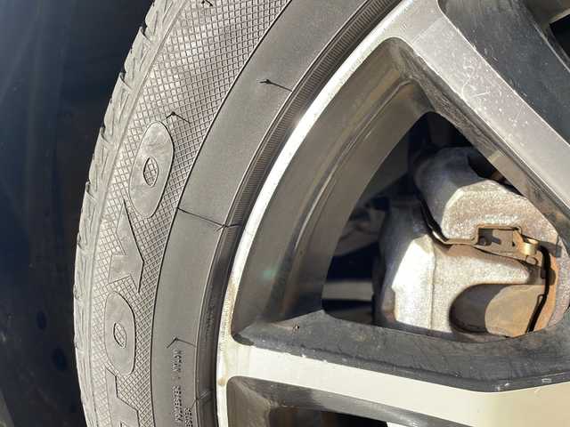 スバル インプレッサ スポーツ 2．0i－Lアイサイト 静岡県 2017(平29)年 8.2万km クォーツブルーP 社外メモリナビ/・CD/・DVD/・フルセグＴＶ/・Bluetooth/・USB/・AM/・FM/主要装備/・ルーフキャリア/・衝突軽減/・レーンキープ/・追従クルコン/・バックカメラ/・ETC/・ドラレコ前/・パドルシフト/・ステリモ/・オートライト/・フォグランプ　/・ダウンヒルアシスト/・社外フロアマット/・純正アルミホイール