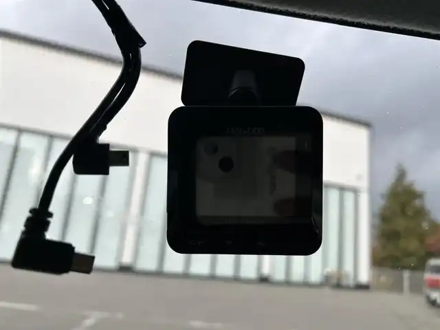 スズキ ハスラー Jスタイル 大阪府 2021(令3)年 3.3万km オフブルーメタリック/ガンメタリック2トーンルーフ スズキセーフティーサポート　/メモリナビ　ストラーダ/　フルセグＴＶ／ＣＤ／ＤＶＤ／/　Ｂｌｕｅｔｏｏｔｈ／ｍｓｖ /バックカメラ　/シートヒーター　/ETC　/前後ドライブレコーダー　/純正フロアマット　/コーナーセンサー　