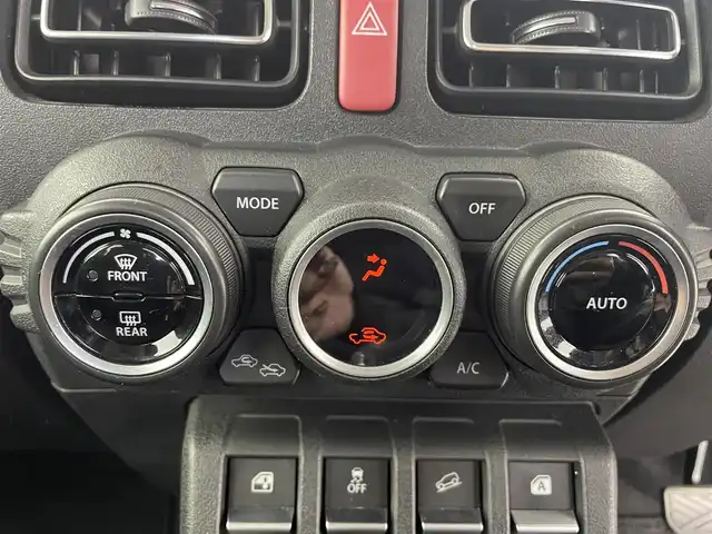 スズキ ジムニー シエラ JC 富山県 2019(平31)年 3.1万km ブルーイッシュブラックパール3 純正ナビ（CD　DVD　BT　MSV(SD））/フルセグTV（走行中可）/バックカメラ/ETC/前席シートヒーター/ヘッドライトウォッシャー/衝突軽減ブレーキ/レーンキープ/オートライト/LEDヘッドライト/フォグ/クルーズコントロール/スマートキー/プッシュスタート/純正15インチAW/純正マット・バイザー