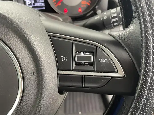 スズキ ジムニー シエラ JC 富山県 2019(平31)年 3.1万km ブルーイッシュブラックパール3 純正ナビ（CD　DVD　BT　MSV(SD））/フルセグTV（走行中可）/バックカメラ/ETC/前席シートヒーター/ヘッドライトウォッシャー/衝突軽減ブレーキ/レーンキープ/オートライト/LEDヘッドライト/フォグ/クルーズコントロール/スマートキー/プッシュスタート/純正15インチAW/純正マット・バイザー