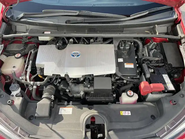トヨタ プリウス A プレミアム　ツーリングセレ 滋賀県 2019(令1)年 4.9万km エモーショナルレッドⅡ Toyota Safety Sense/・プリクラッシュセーフティ/・レーンディパーチャーアラート/・先行車発進告知機能/・オートマチックハイビーム/・レーダークルーズコントロール/・クリアランスソナー/・パーキングサポートブレーキ/・ブラインドスポットモニター/・ヘッドアップディスプレイ/９型純正ナビ/フルセグTV/バックカメラ/パワーシート/ETC/LEDヘッドライト/オートライト/17インチ純正アルミホイール/純正フロアマット/シートヒーター/ベンチレーションシート