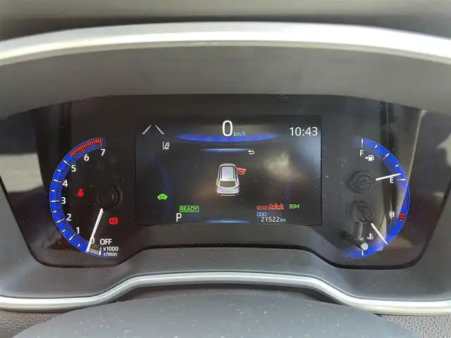 トヨタ カローラ クロス ハイブリッド Z 愛知県 2023(令5)年 2.2万km プラチナホワイトパールマイカ ワンオーナー/ガラスルーフ/トヨタセーフティセンス/純正ディスプレイオーディオ/全方位カメラ/フルセグＴＶ/Ｂｌｕｅｔｏｏｔｈ/レーダークルーズ/ブラインドスポットモニター/パワーバックドア/ハーフレザーシート/前席シートヒーター/純正１８インチアルミホイール/前後ドライブレコーダー/レーンキープアシスト/ルーフレール/LEDヘッドライト/ETC