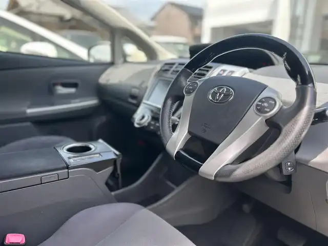 トヨタ プリウス α S Lセレクション 宮崎県 2012(平24)年 10.2万km ホワイトパールクリスタルシャイン /ナビ(NHZN-X62G)//TV/CD/DVD/Bluetooth//バックカメラ//ビルトインETC//純正フロアマット//社外アルミホイール//ドアバイザー//プッシュスタート//電格ウィンカーミラー//ステアリングスイッチ//ヘッドライトレベライザー//オートライト//スペアキー×１