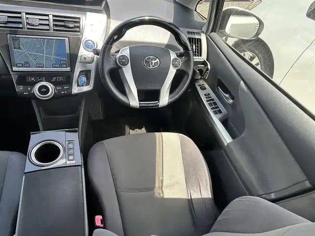 トヨタ プリウス α S Lセレクション 宮崎県 2012(平24)年 10.2万km ホワイトパールクリスタルシャイン /ナビ(NHZN-X62G)//TV/CD/DVD/Bluetooth//バックカメラ//ビルトインETC//純正フロアマット//社外アルミホイール//ドアバイザー//プッシュスタート//電格ウィンカーミラー//ステアリングスイッチ//ヘッドライトレベライザー//オートライト//スペアキー×１